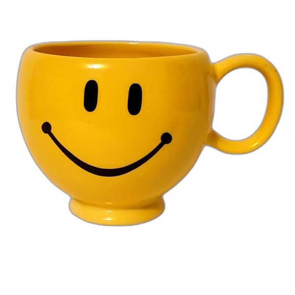 Smiley Face Mug Yellow Vintage Retro - Picture 1 of 13